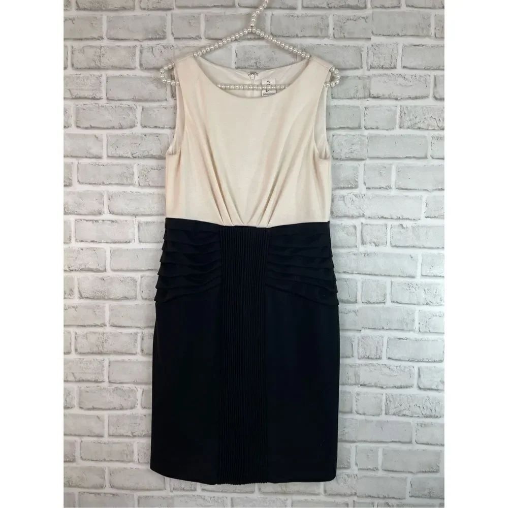 Julia Jordan Women's Black & White Pleated Sleeveless Midi Dress Size 10